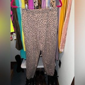 Abercrombie Leopard Joggers & Sweatshirt Set